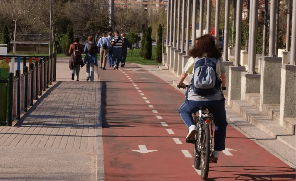 La ordenanza de Movilidad de Tres Cantos establecer&aacute; normas, entre otras cuestiones, sobre la circulaci&oacute;n de bicicletas o patinetes por la ciudad
