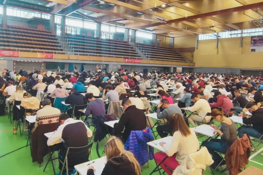 Examen policia oposici&oacute;n