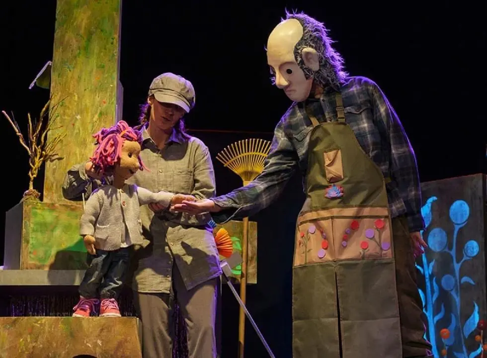 &Ntilde;as Teatro representa Un gigante ego&iacute;sta, basado en cuento de &Oacute;scar Wilde