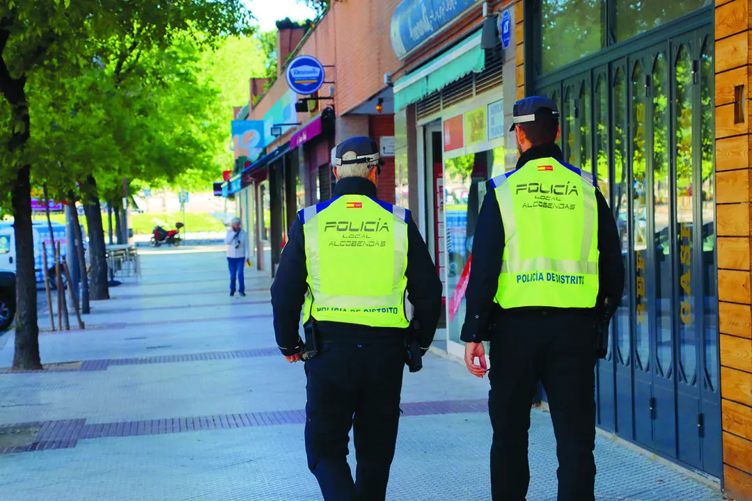 Patrullas polic&iacute;a comercio 2 (1)
