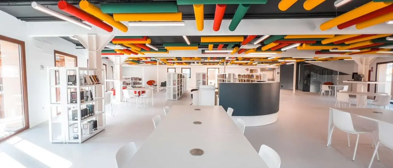 Biblioteca-municipal-2-1-1400x600