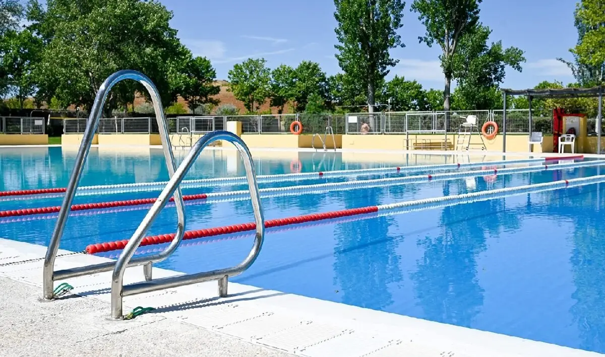 La Piscina Municipal Duque de Algete vuelve a estar operativa