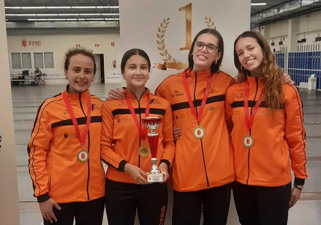 CREA femenino de Alcobendas medalla de oro