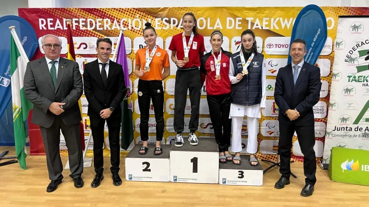 club Hankuk Taekwondo, Podio adriana cerezo