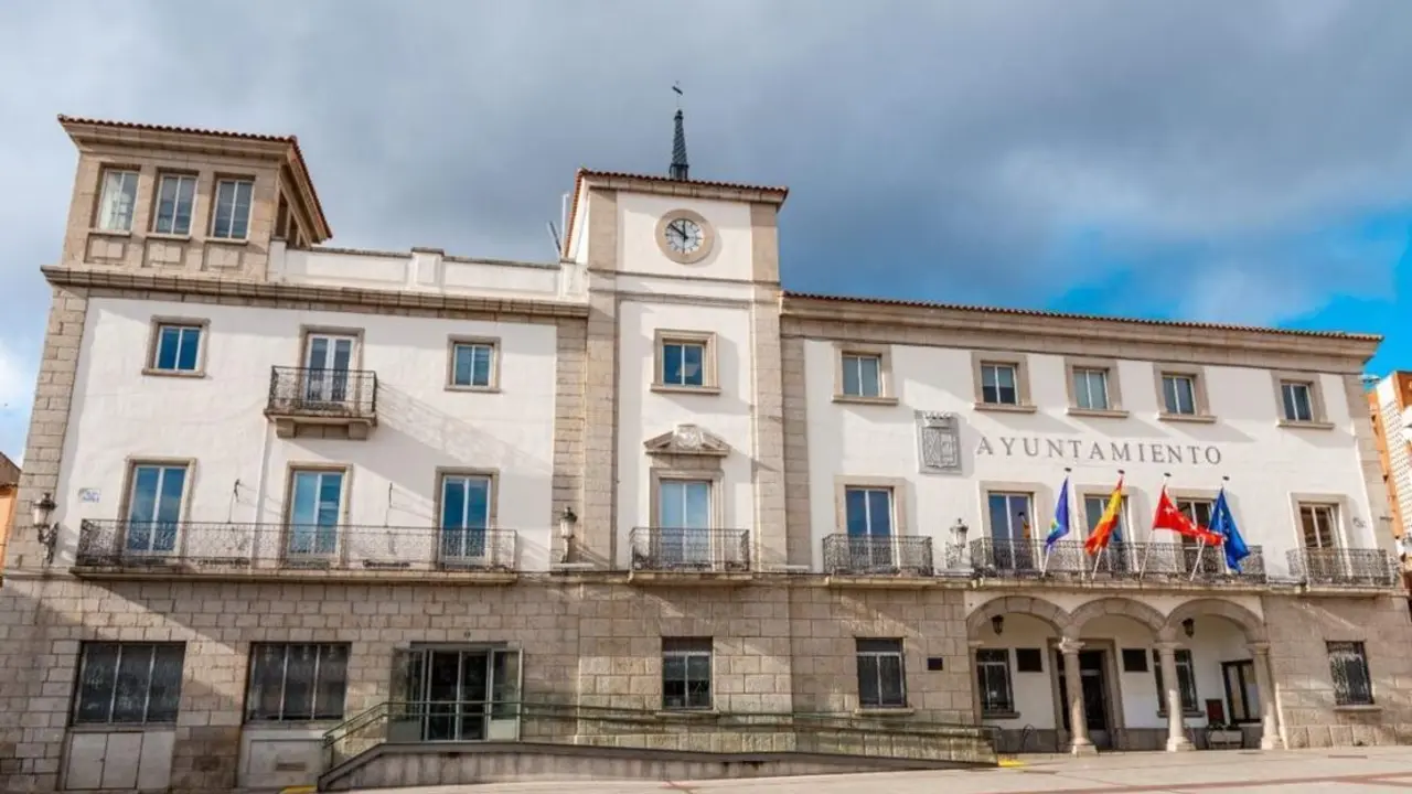 Fechada del Ayuntamiento de Colmenatr