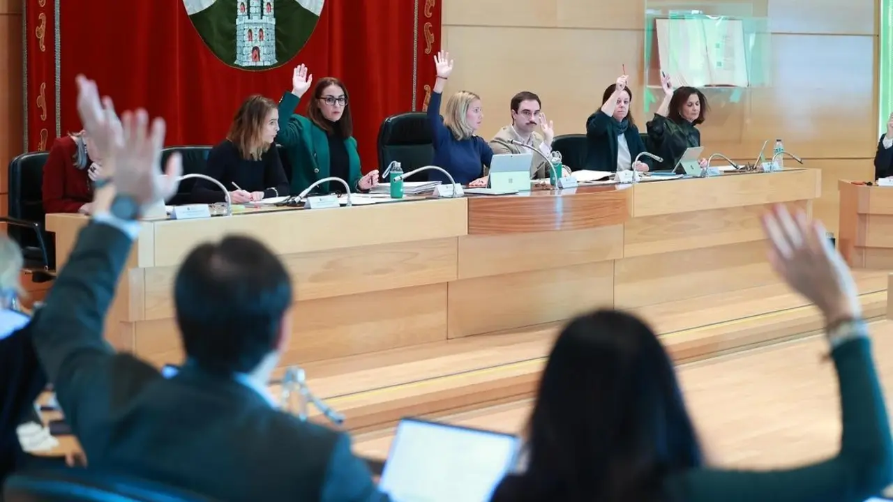 El gobierno del PP de Alcobendas vota a favor de la cesi&oacute;n de parcelas municipales para dos promociones del Plan Vive