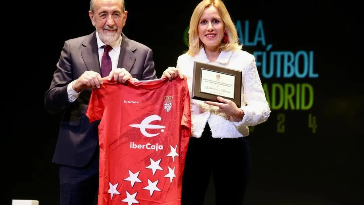 GALA F&Uacute;TBOL 1 (1)