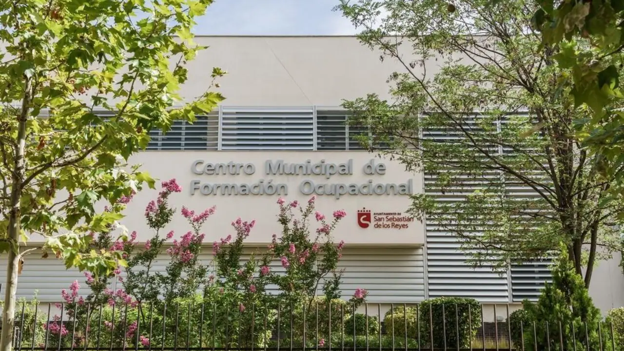 Centro-Municipal-de-Formacion-Marcelino-Camacho (1)