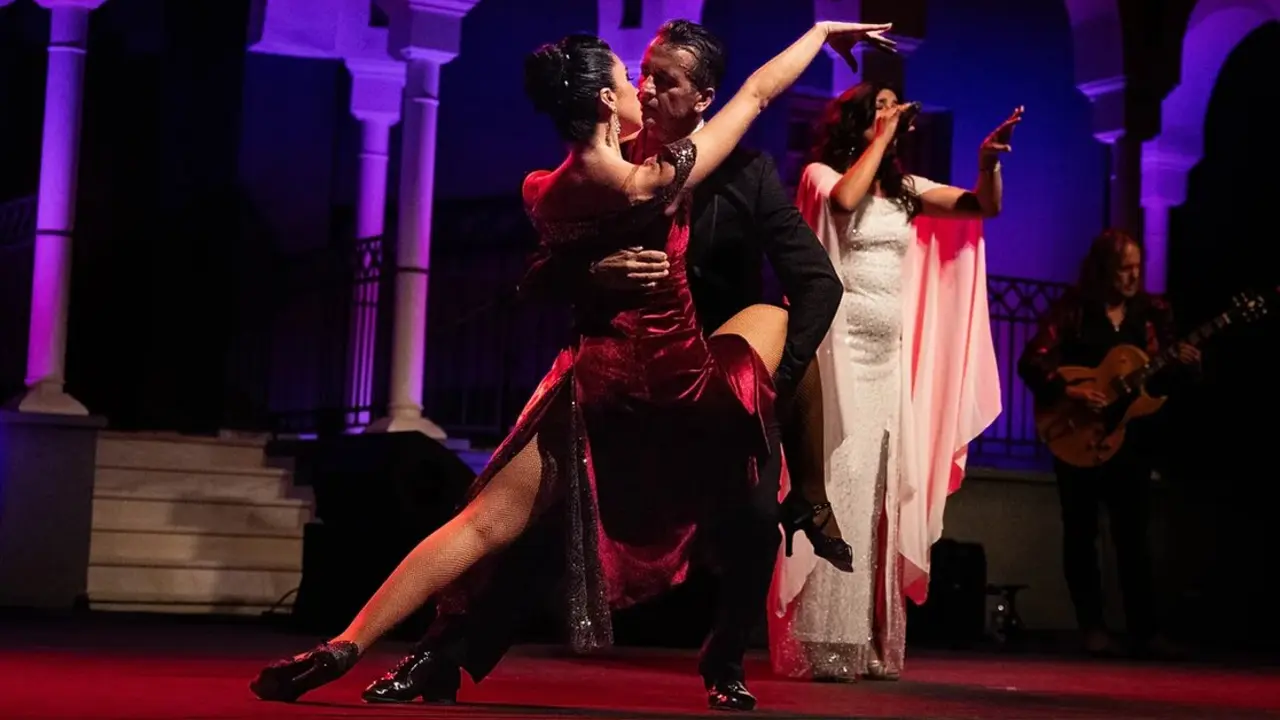 18.-LA PORTE&Ntilde;A TANGO DESDE UN JARD&Iacute;N DEL ALMA