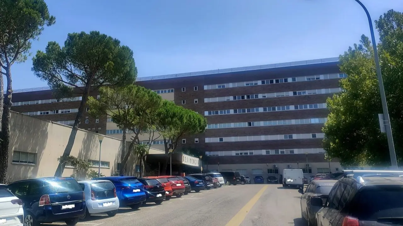 Exterior de la Residencia P&uacute;blica de Mayores de Colmenar Viejo