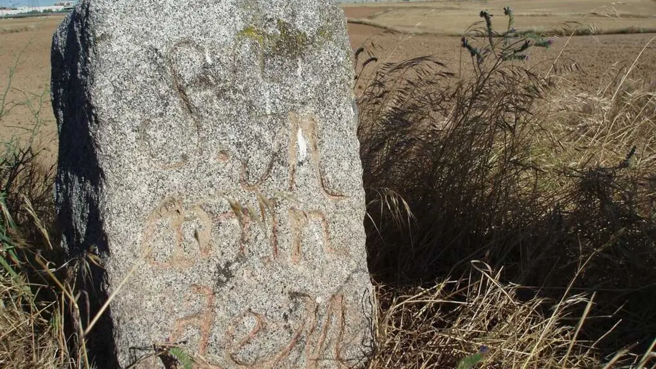 Un moj&oacute;n hist&oacute;rico que delimit&oacute; en Sanse su territorio en el siglo XVI o XVII