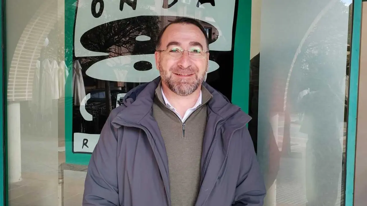 Carlos Bl&aacute;zquez, alcalde de Colmenar Viejo, en los estudios de Onda Cero Madrid Norte