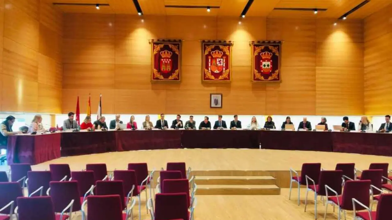 pleno extraordinario presupuestos (1)