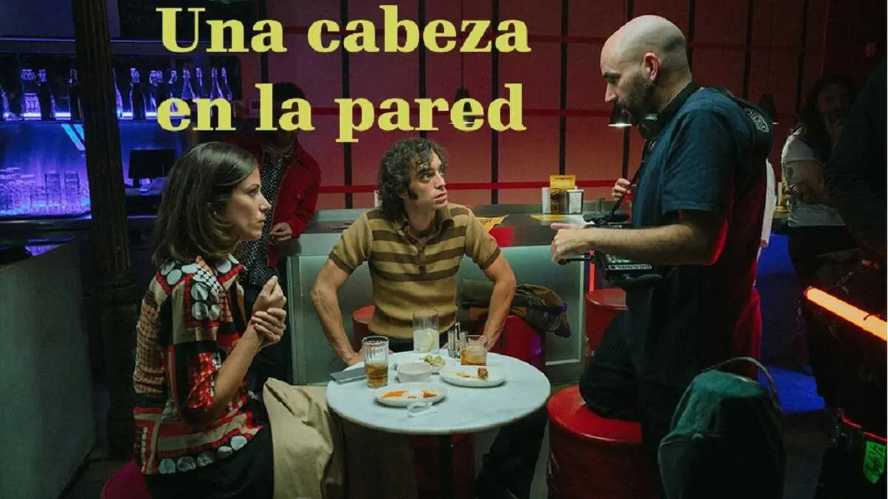 Manuel Manrique acaba de rodar Una cabeza en la pared