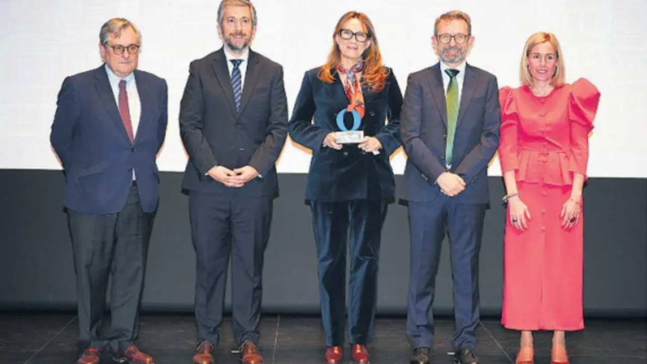 premio apsuria la raz&oacute;n