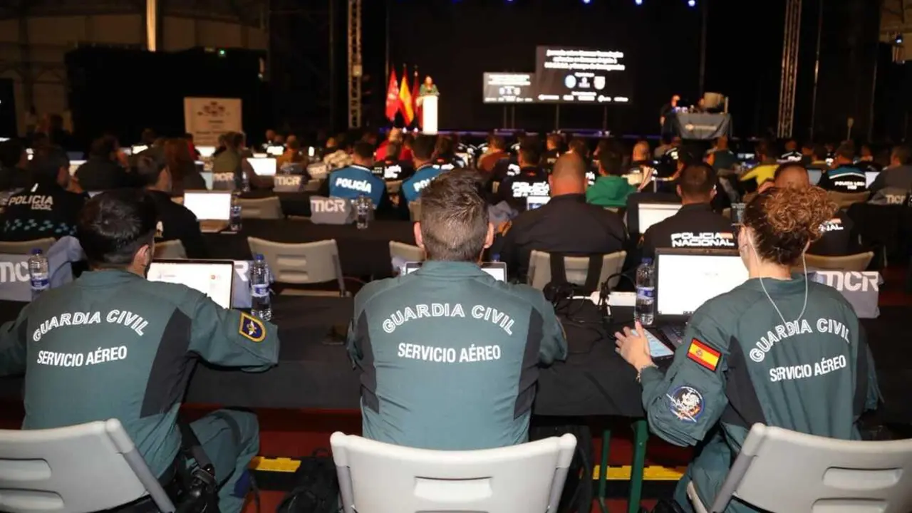 Un momento de la jornada  en Alcobendas sobre Nuevas Tecnolog&iacute;as y drones para Polic&iacute;a y Guardia Civil