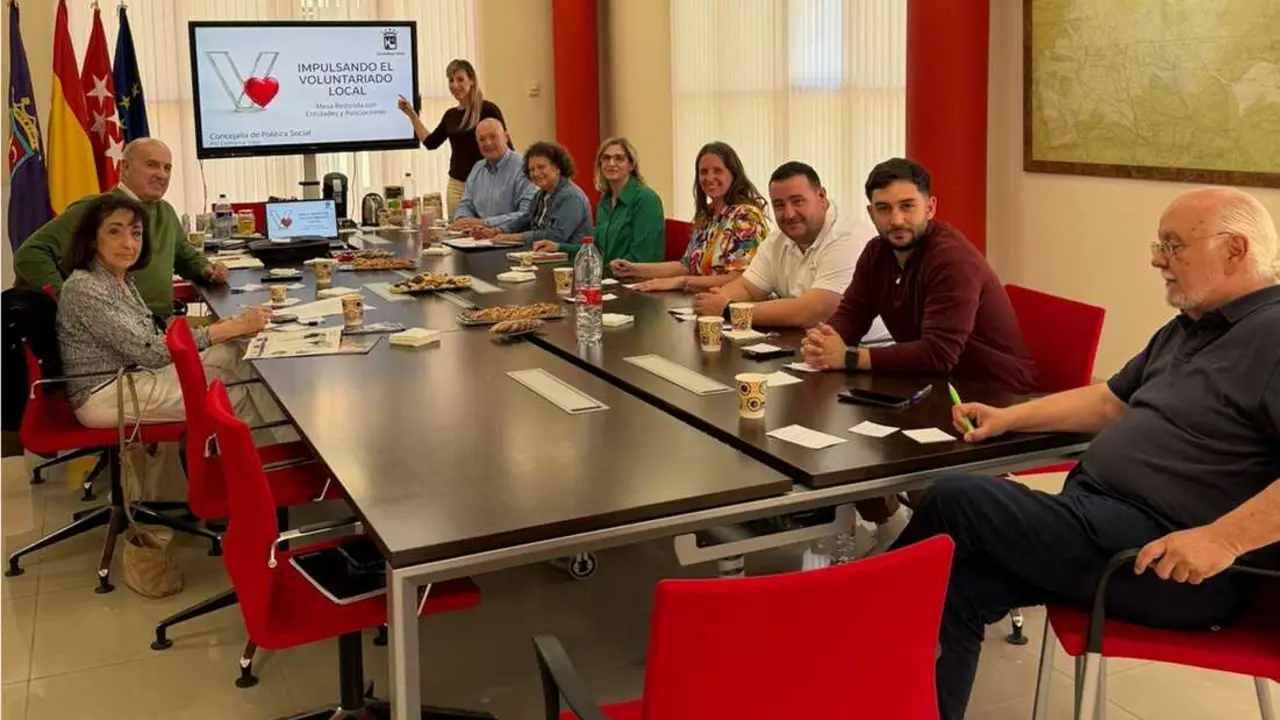 Reuni&oacute;n de entidades solidarias para hablar de voluntariado en Colmenar Viejo