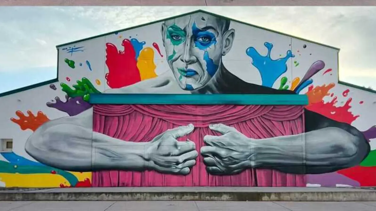 mural cat rojo soto (1)