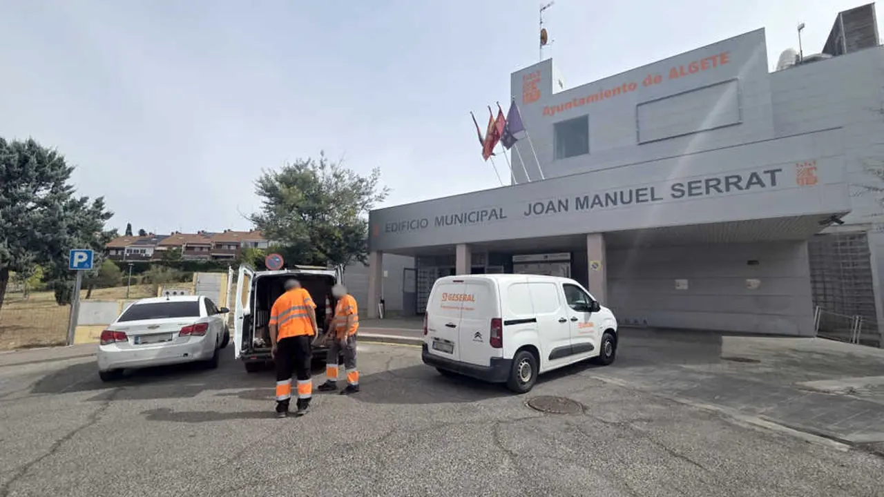 Edificio_Municipal_Joan_Manuel_Serrat_bis