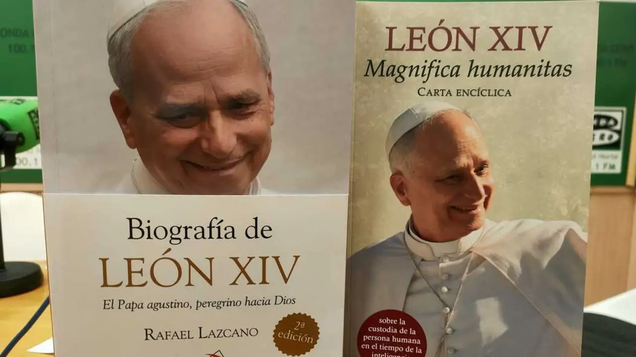 Libros sobre el Papa XIV