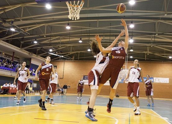 El Isofotón Baloncesto Femenino Alcobendas venció a su rival en casa