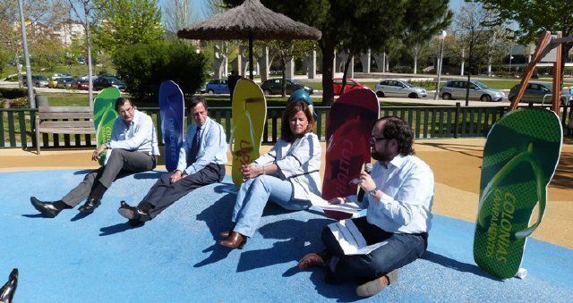 El gobierno de ALCOBENDAS presentó la programación de los "Veranos de Alcobendas" en un parque infantil