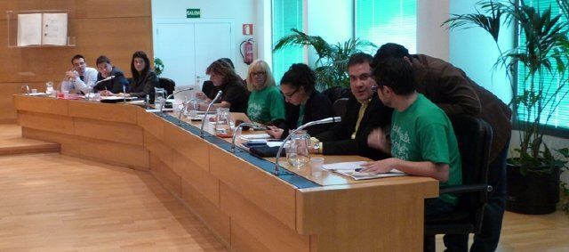 La oposición de ALCOBENDAS consiguió aprobar dos mociones (foto de pleno municipal de febrero 2013)