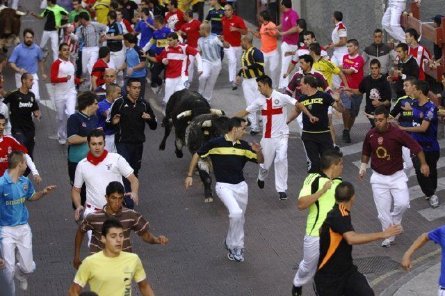 Los encierros de SANSE, como este del año pasado, serán parte principal de las fiestas patronales