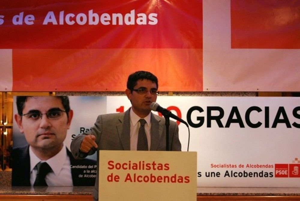 Rafael Sánchez Acera, en un mitín del PSOE de Alcobendas en 2011