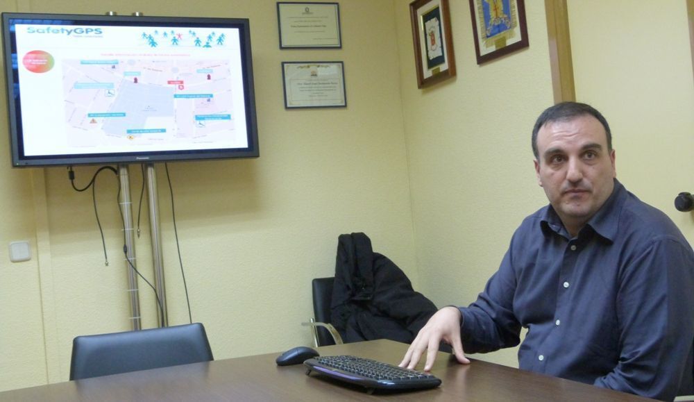 Eugenio Herrero, impulsor de la aplicación para móvil, presenta las características del mismo