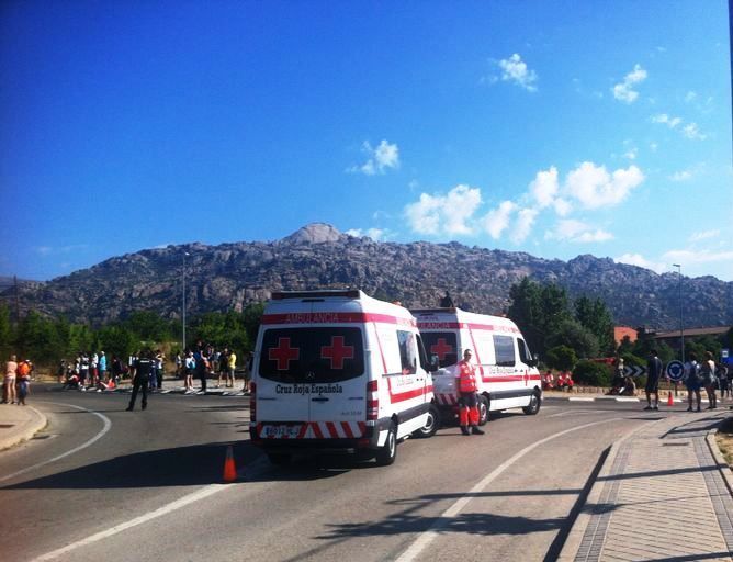 cruz roja ambulancia