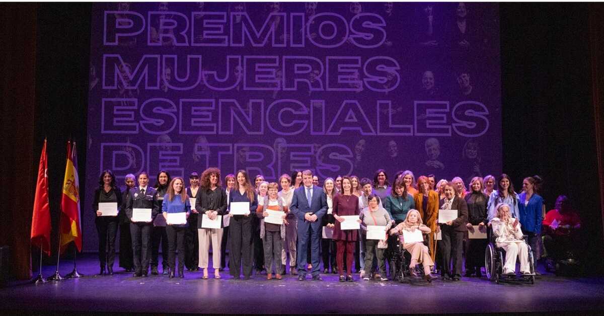 La ceremonia incluyó el reconocimiento de 35 mujeres destacadas de Tres Cantos en la gala Premios Mujeres Esenciales 2026